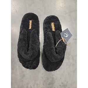 OluKai Kipe A Heu Womens 8 Black Wool Shearling Slippers Fuzzy Cozy Sandal